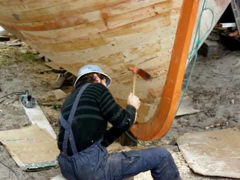 O carpinteiro de ribeira Fran Fra intervirá este sábado, 23 de maio, nunha tertulia en Viveiro, organizada por Pensamento e Sementeira.