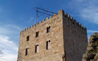 Do 24 de decembro ao 8 de xaneiro poderase visitar en Alfoz o Castelo de Castrodouro, que xa loce a súa estrela de Nadal, unha das máis grandes de Galicia. 