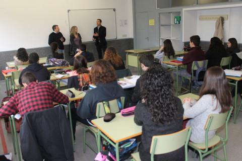 O Concello presentou a Universidade Aberta de Cervo no IES Marqués de Sargadelos. A inscrición está aberta ata o 15 de abril. 