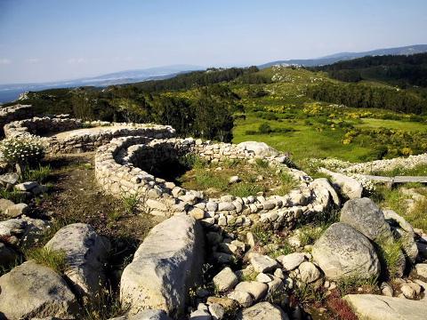 A asociación Pasada das Cabras, de Burela, realizará a ruta do Monte do Facho, en Cangas do Morrazo, o vindeiro 11 de abril. 