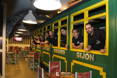 Abre en Gijón la primera franquicia Galipizza fuera de Galicia. La firma hostelera cuenta con locales en Viveiro, Ribadeo, Culleredo y Santiago.
