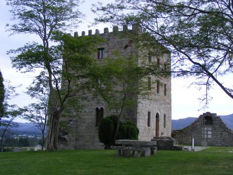 A asociación cultural O Castelo, de Alfoz, organizou un intenso programa de actividades para celebrar a Festa das Letras Galegas.